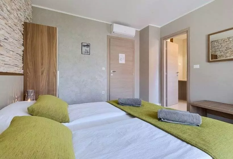 ベッドアンドブレックファースト Pula City Center Accommodation With Free Parking