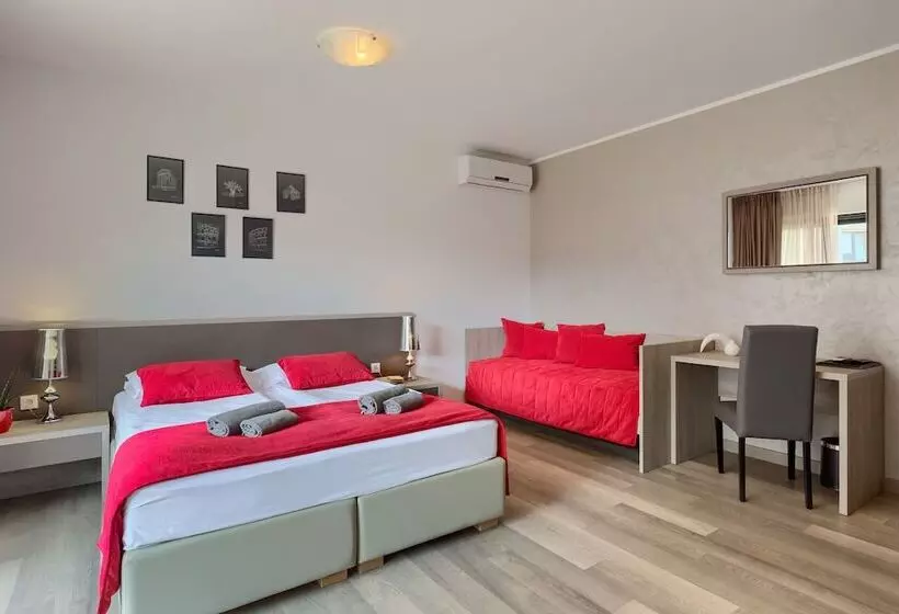 ベッドアンドブレックファースト Pula City Center Accommodation With Free Parking