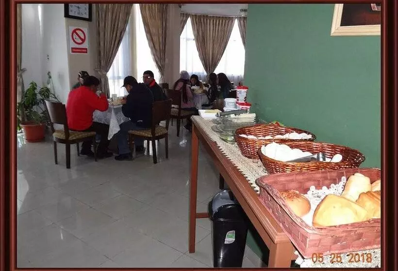 Hostelling Bustillo