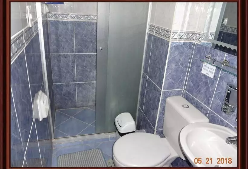 Hostelling Bustillo