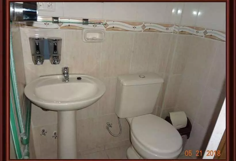Hostelling Bustillo