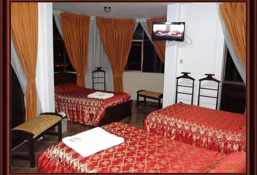 Hostelling Bustillo
