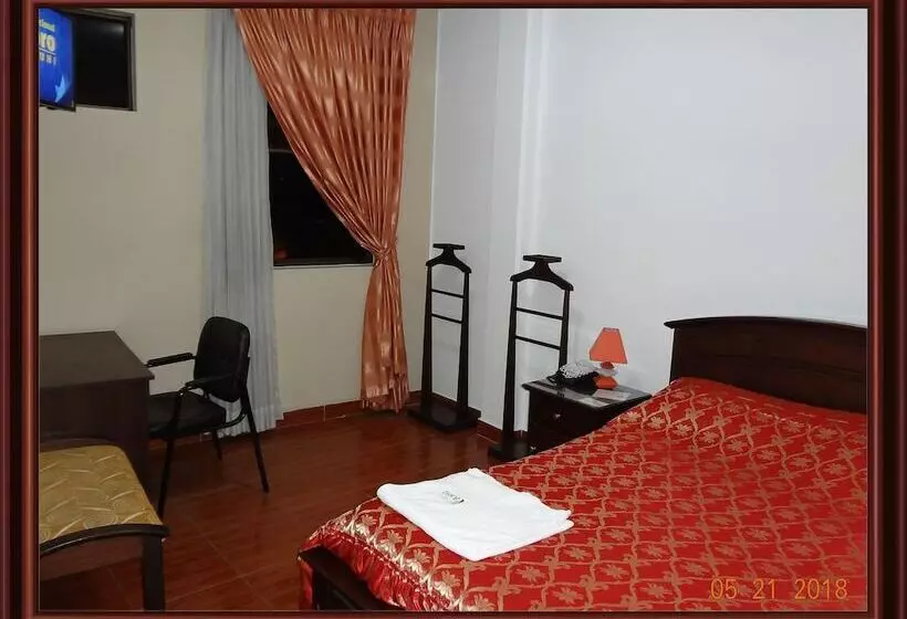 Hostelling Bustillo