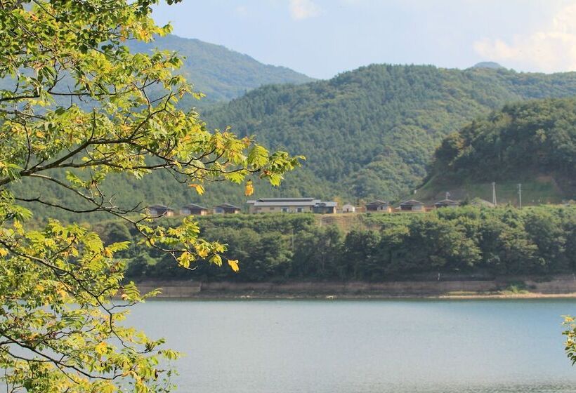 בית מלון כפרי Bessou Kakei