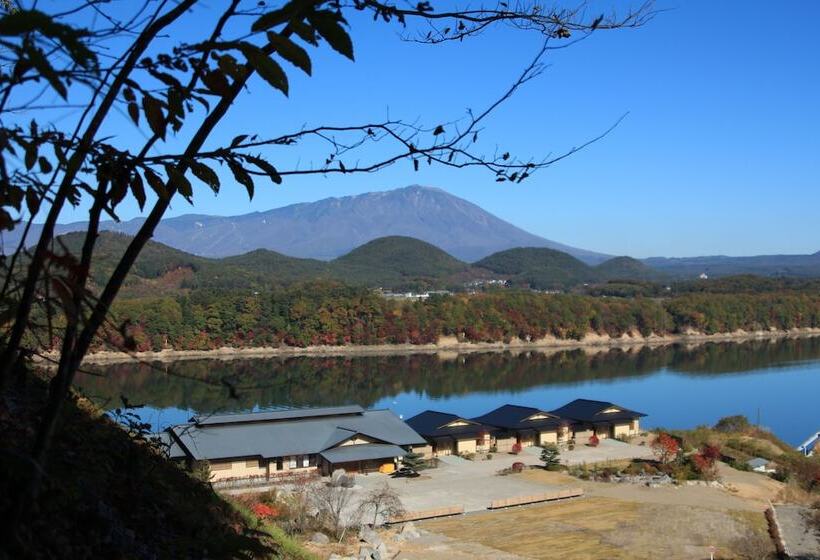 בית מלון כפרי Bessou Kakei