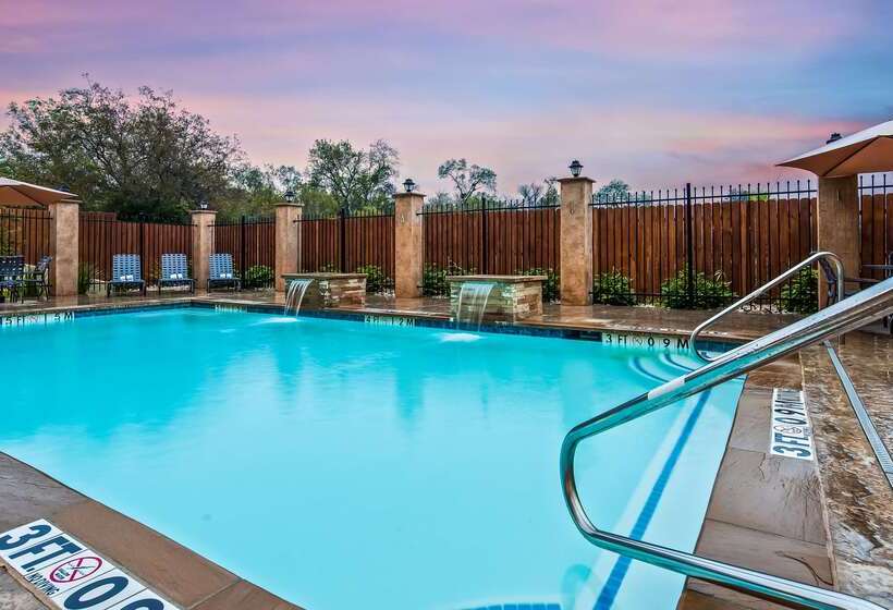 ホテル Best Western Plus Lampasas Inn & Suites
