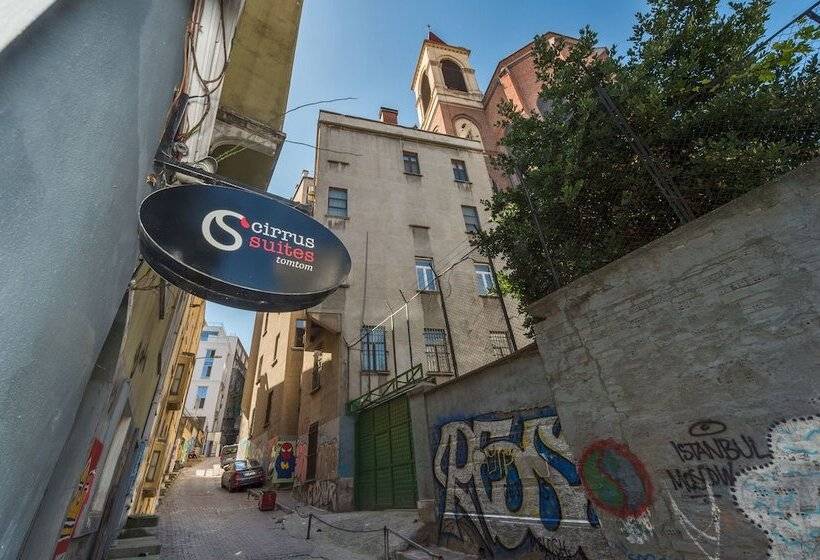 هتل Cirrus Suites