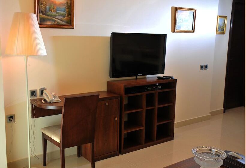 هتل Dolphin Royal Suites