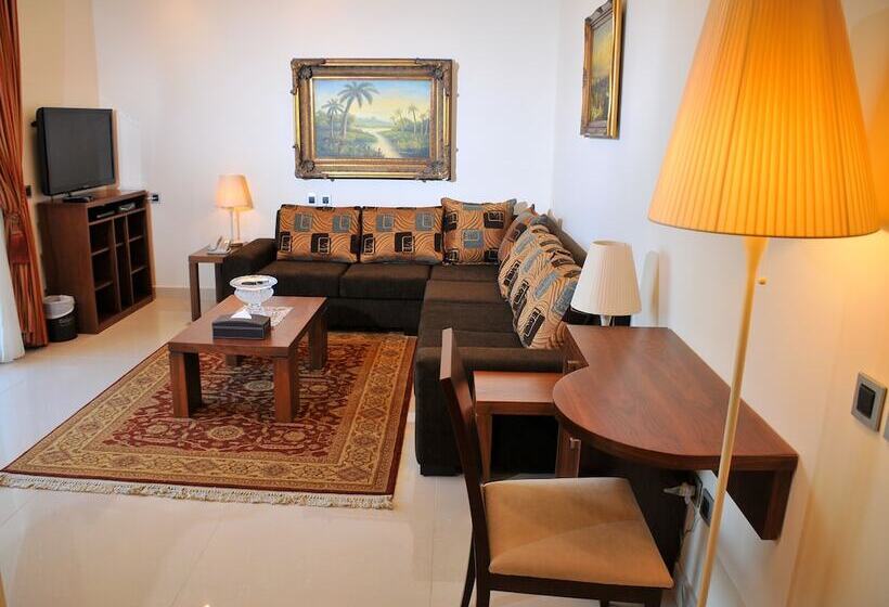 هتل Dolphin Royal Suites