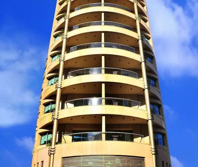 هتل Dolphin Royal Suites