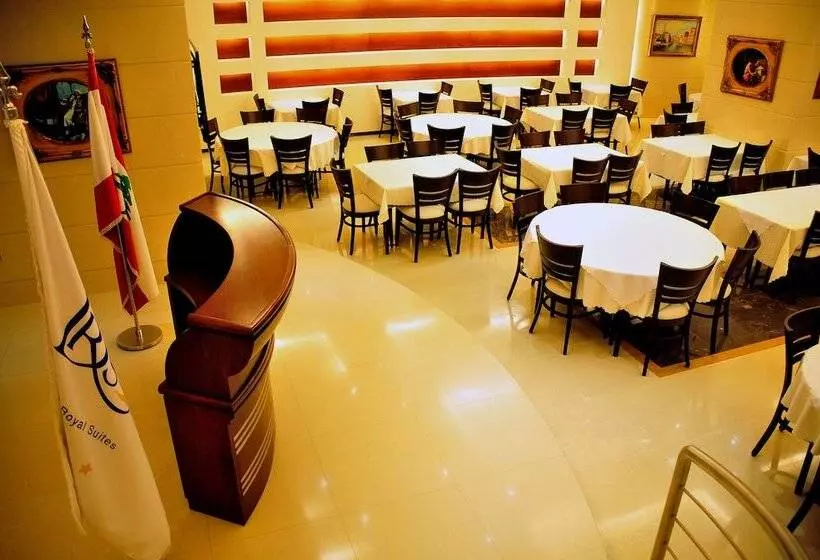 هتل Dolphin Royal Suites
