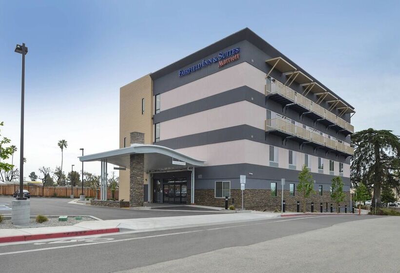 فندق Fairfield Inn & Suites By Marriott Santa Cruz