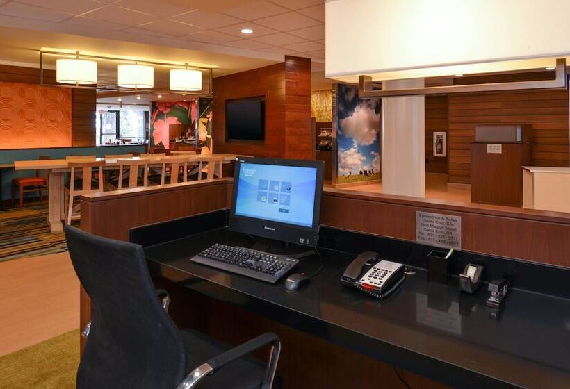فندق Fairfield Inn & Suites By Marriott Santa Cruz