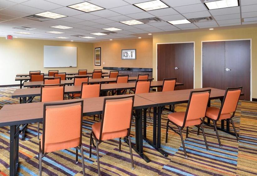 فندق Fairfield Inn & Suites By Marriott Santa Cruz