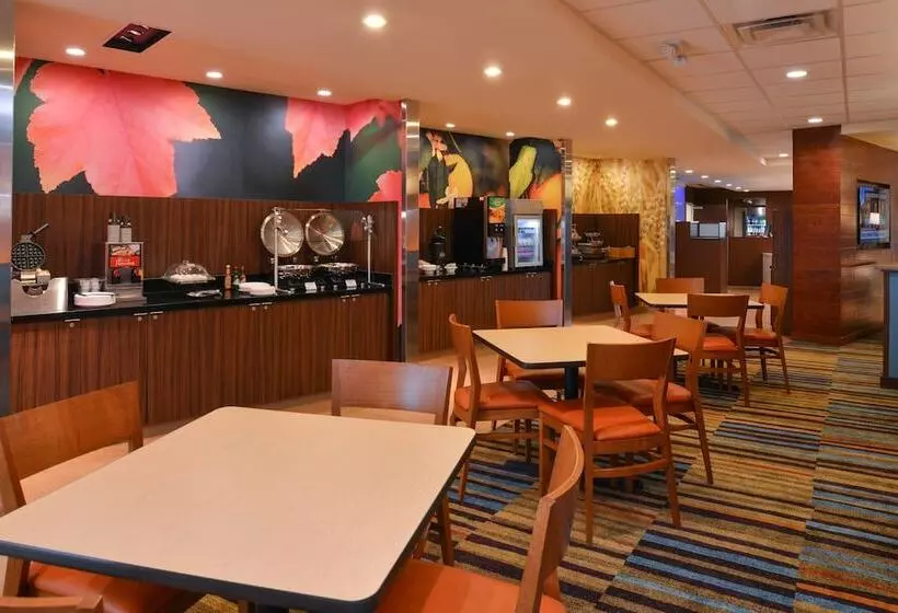 ホテル Fairfield Inn & Suites By Marriott Santa Cruz