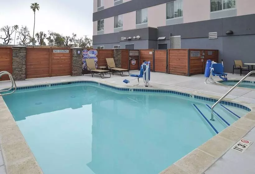 ホテル Fairfield Inn & Suites By Marriott Santa Cruz