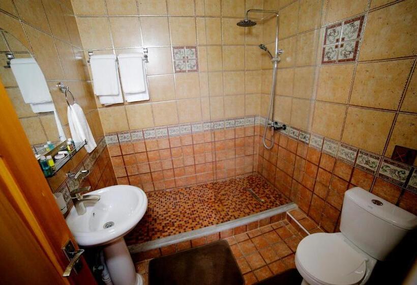 فندق Kavsar Boutique