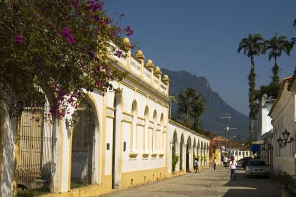 Nhundiaquara Hotel E Restaurante