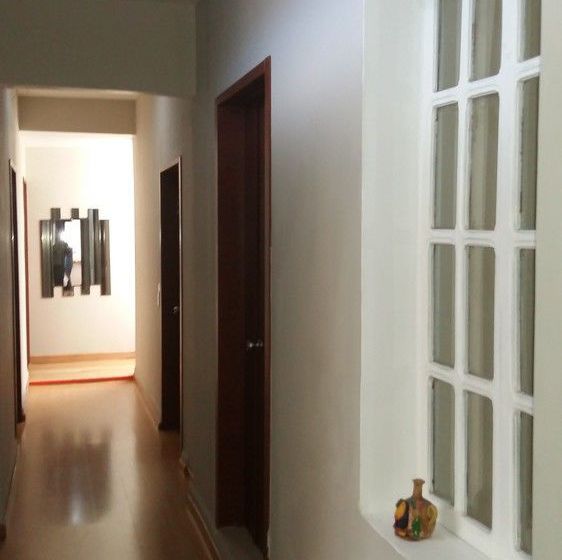 膳宿费 Meadow House