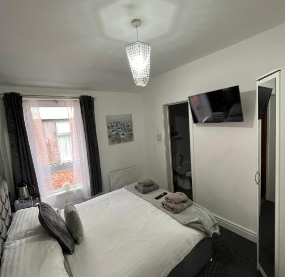 ペンション The Carlton