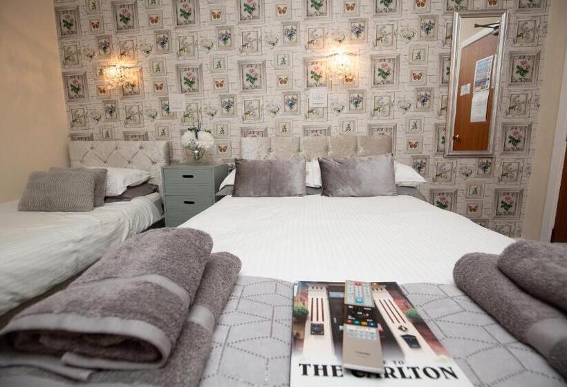 ペンション The Carlton