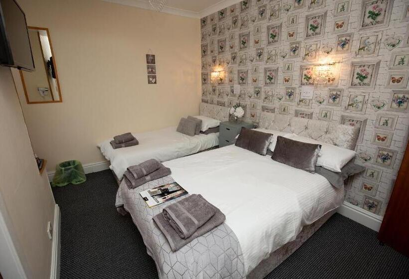 ペンション The Carlton