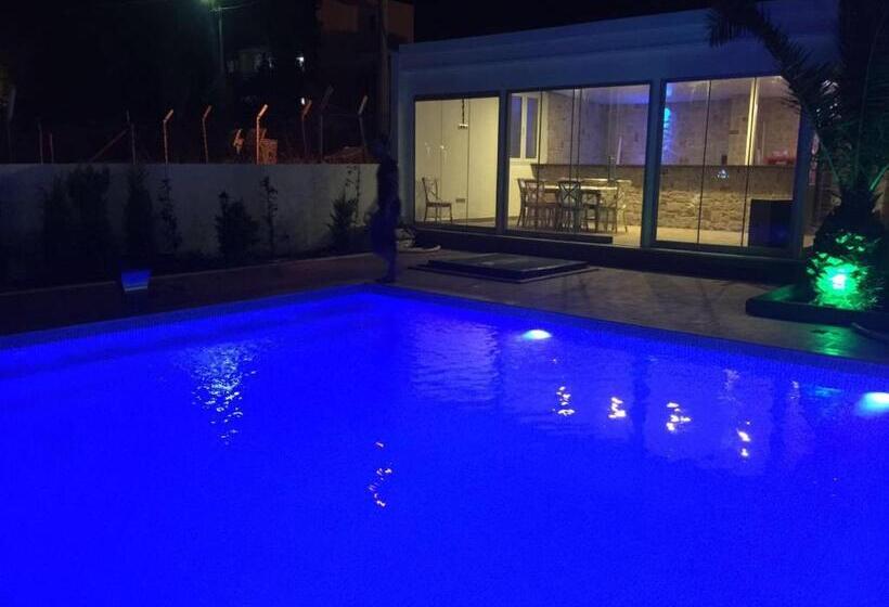 בית מלון כפרי Uzunhan