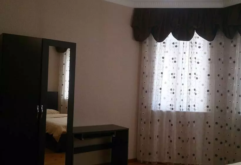هاستل Baku Butik Mini