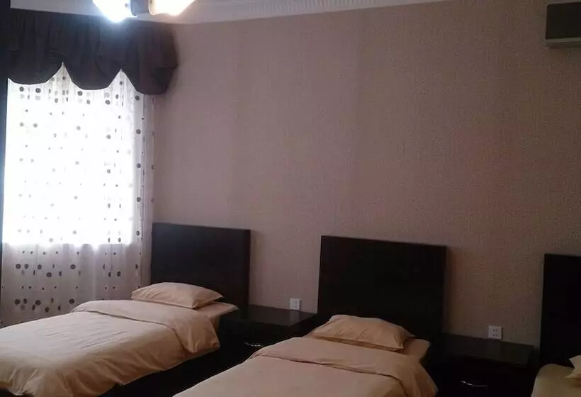 هاستل Baku Butik Mini