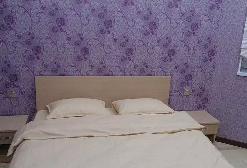 هاستل Baku Butik Mini