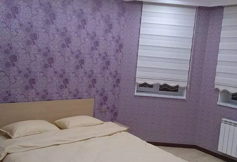 هاستل Baku Butik Mini