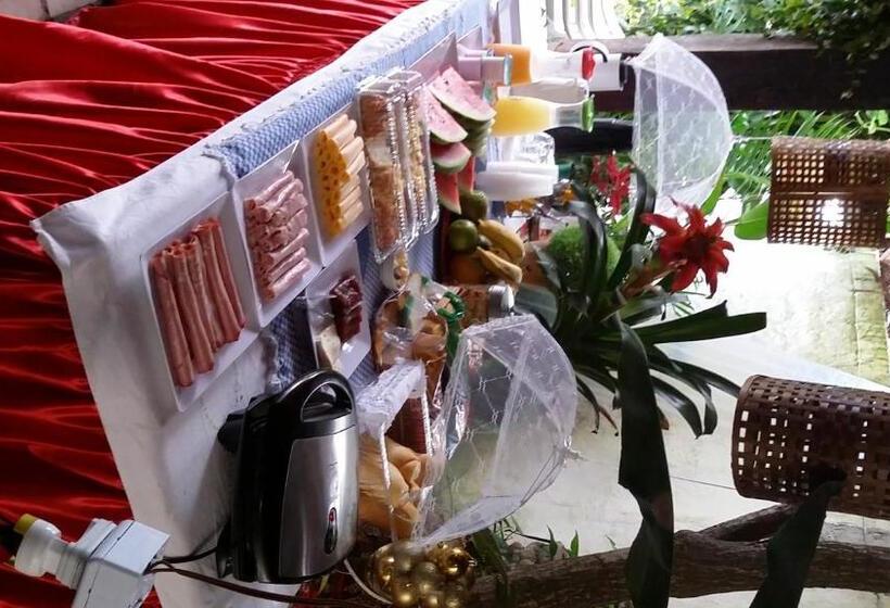 هاستل Brumar Inn