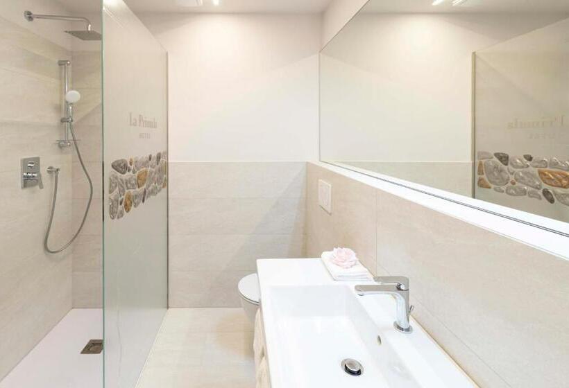 ホテル La Primula