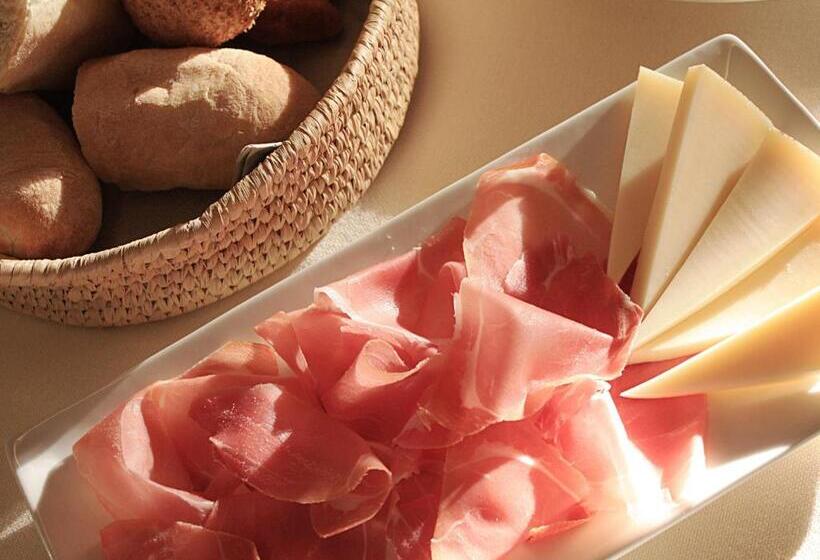 ホテル La Primula