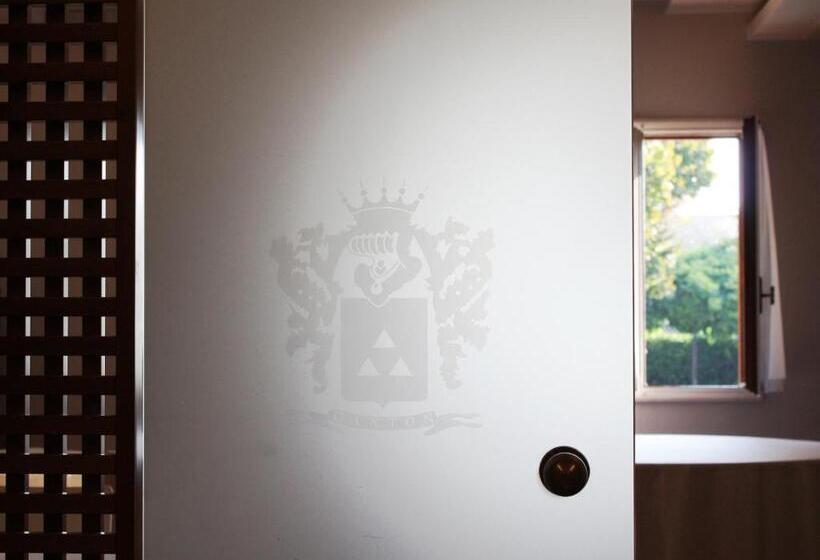 ホテル La Primula