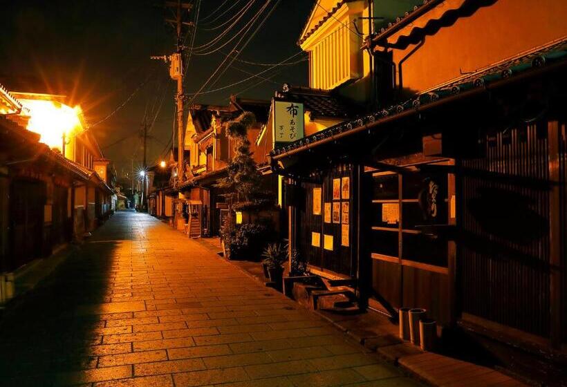 בית מלון כפרי Mikuma