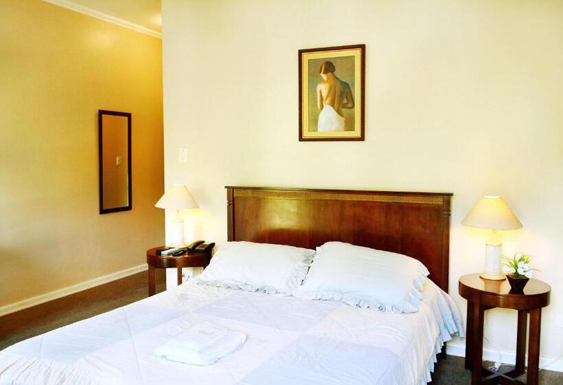 Otel Praça Da Matriz