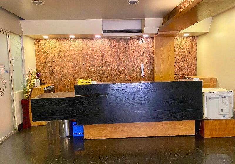 هتل Quality Inn Dhaka