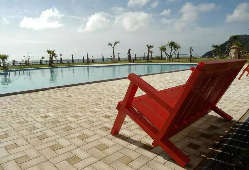 هتل Amami Resort Thida Moon