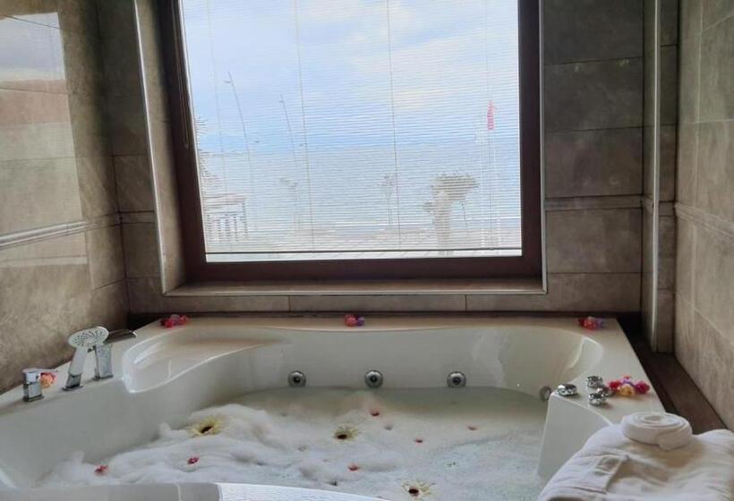 مبيت وإفطار Focamor Otel