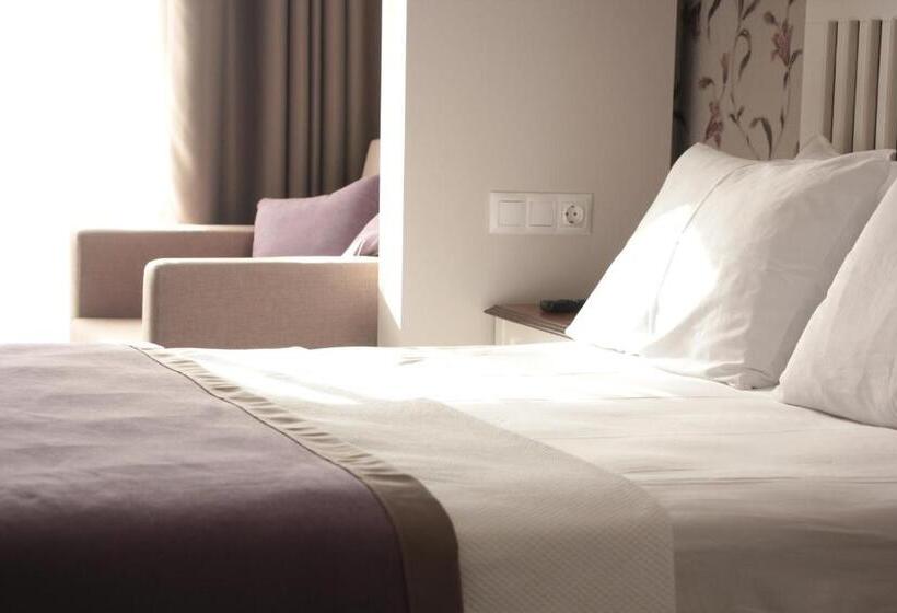 مبيت وإفطار Focamor Otel