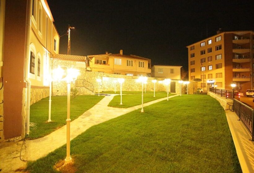 مبيت وإفطار Vanilya Butik Otel