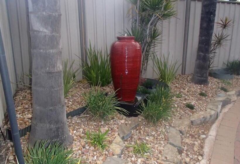 호텔 City Colonial Motor Inn