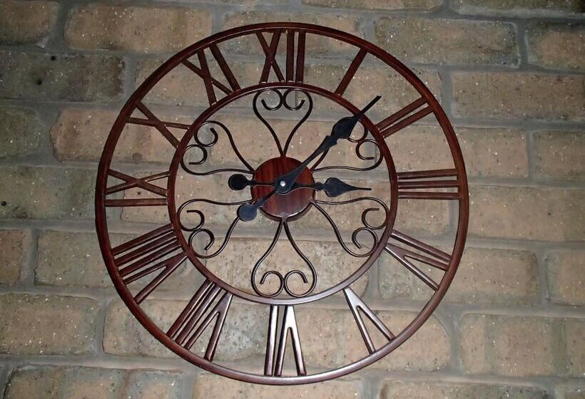 호텔 City Colonial Motor Inn