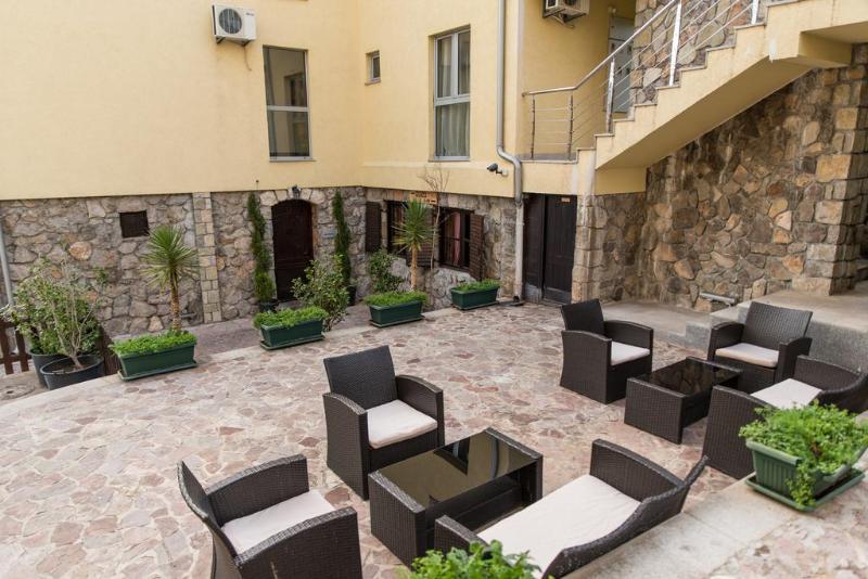 هتل Crnogorska Kuća