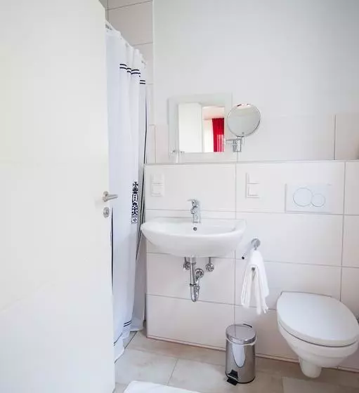 ホテル Apartment Am Arbach