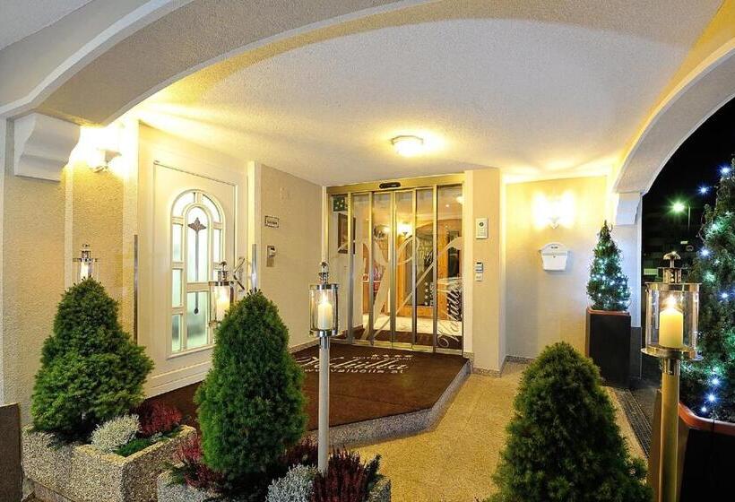 בית מלון כפרי Garni Valülla