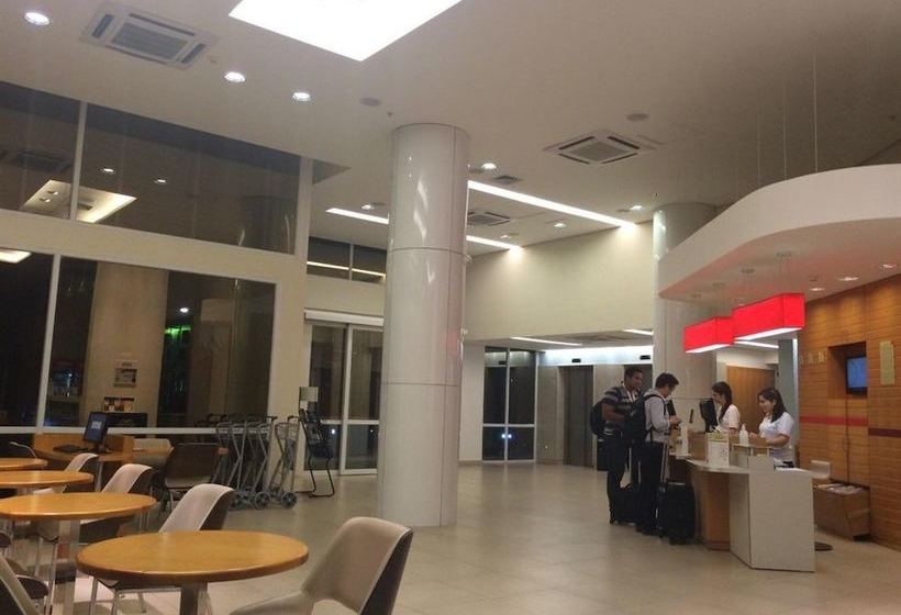 Отель Ibis Lins