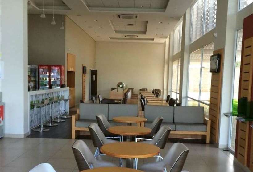 Отель Ibis Lins