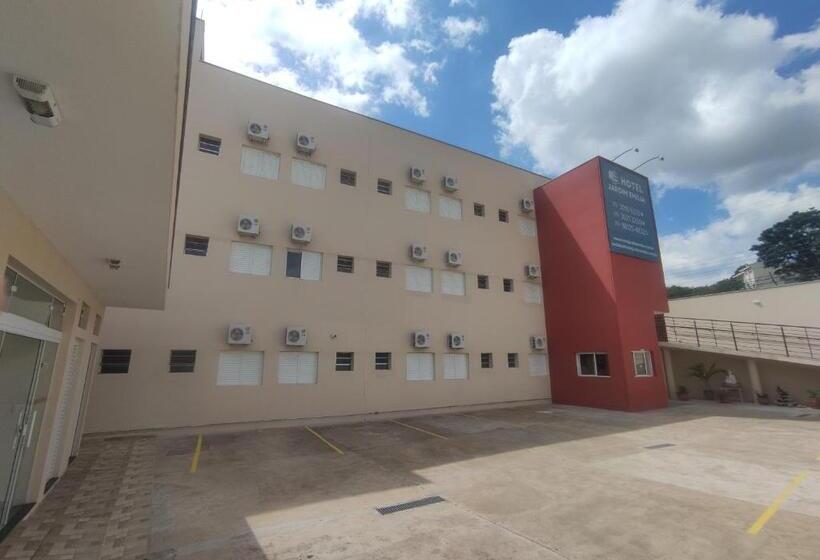ホテル Jardim Emilia Sorocaba
